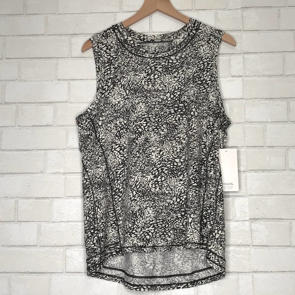Athleta Pacifica Illuminati UPF Relaxed Tank Women’s Large